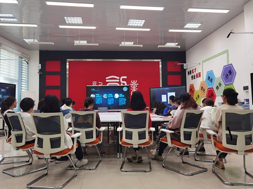 26B7C83C5862ED5B95F3BD0D22DF3E16.jpg 26B7C83C5862ED5B95F3BD0D22DF3E16.jpg