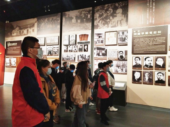 PicsArt_11-23-11.29.50.jpg PicsArt_11-23-11.29.50.jpg