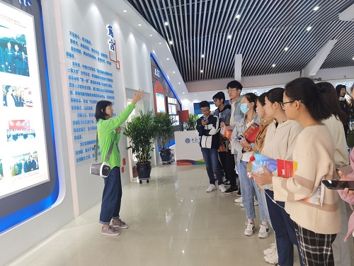 8B899DE71D8B619EDA411D2374F0148C.jpg 8B899DE71D8B619EDA411D2374F0148C.jpg