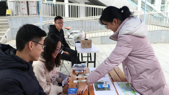 PicsArt_11-23-11.28.26.jpg PicsArt_11-23-11.28.26.jpg